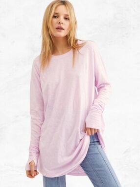 We The Free Arden Tee With Thumbholes- Light Pink. Size S And M